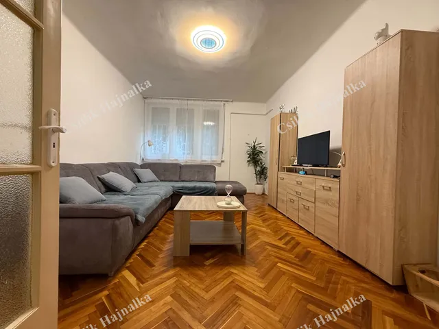 Eladó lakás Szolnok, Belváros 74 nm