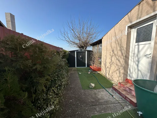 Eladó ház Újszász 80 nm