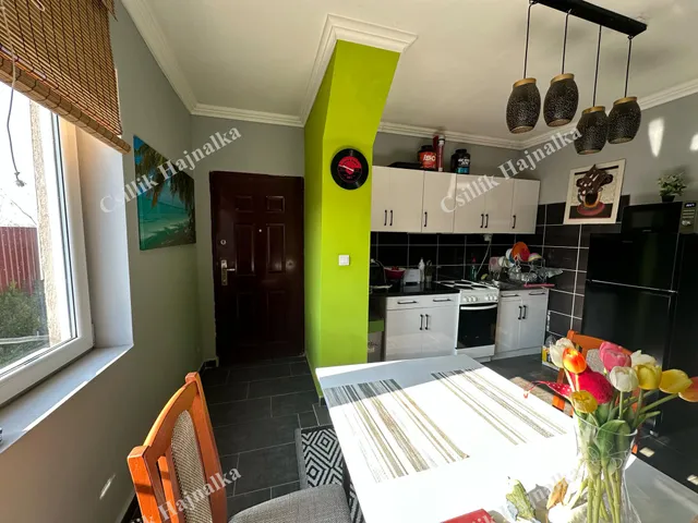 Eladó ház Újszász 80 nm