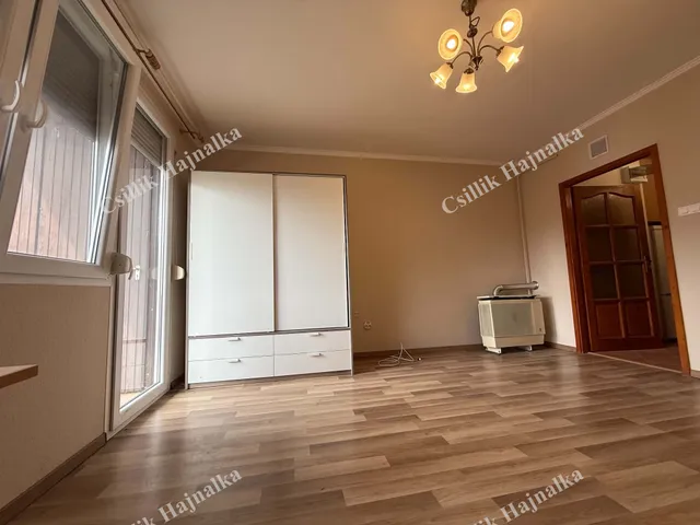 Eladó lakás Szolnok, Belváros 32 nm
