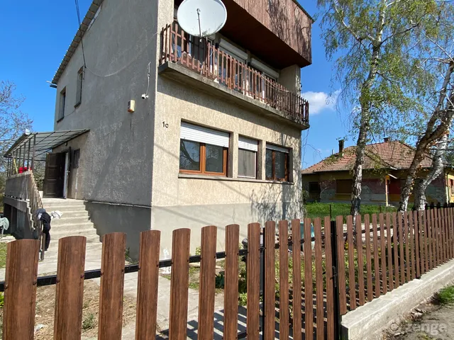 Eladó ház Tápiószele 105 nm