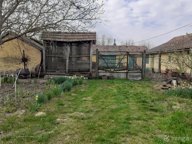 Eladó mezőgazdasági ingatlan Nagykőrös 70 nm