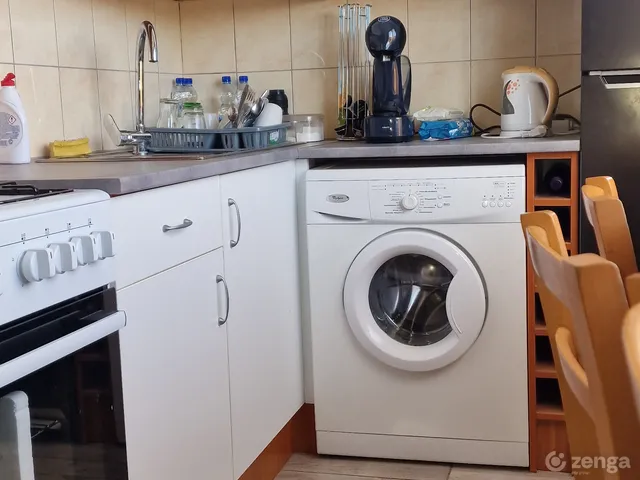 Eladó lakás Győr, Adyváros 62 nm