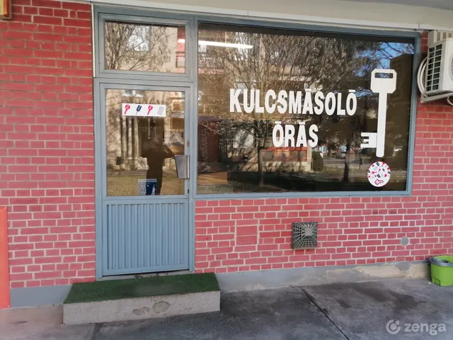 Eladó kereskedelmi és ipari ingatlan Orosháza 20 nm