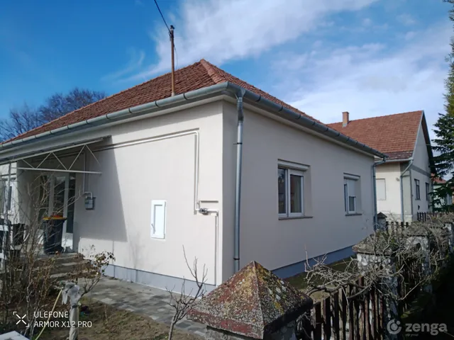 Eladó ház Tiszaalpár 120 nm