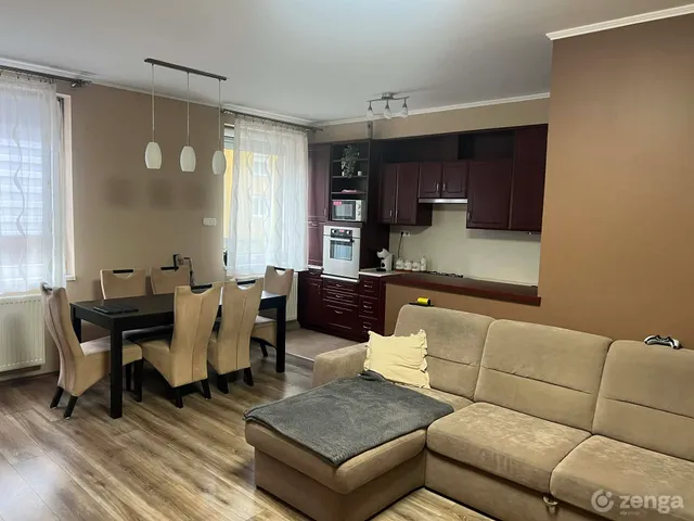 Eladó lakás Kecskemét, Széchenyiváros 62 nm