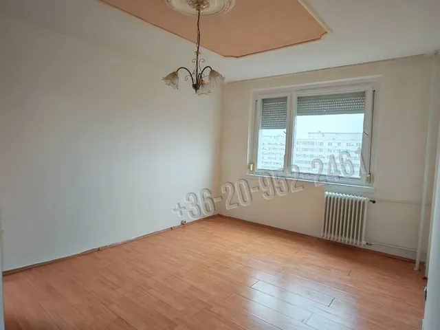 Eladó lakás Tatabánya, Újváros 36 nm