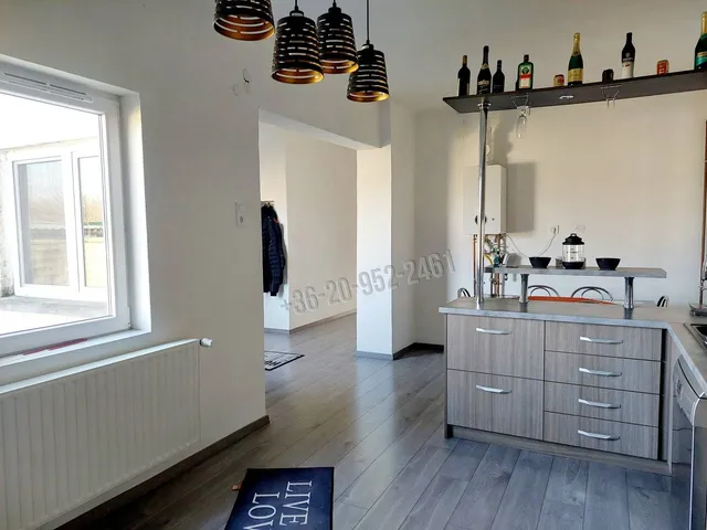 Eladó ház Komárom, Szőny, Szőnyi út 116 nm