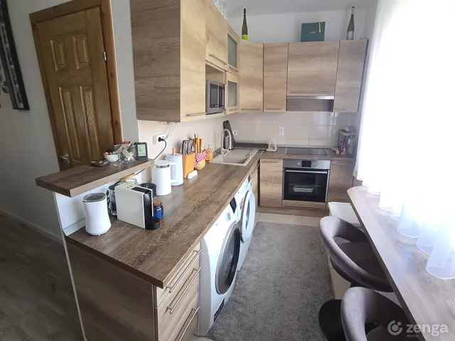 Eladó lakás Debrecen, Tócóskert 64 nm