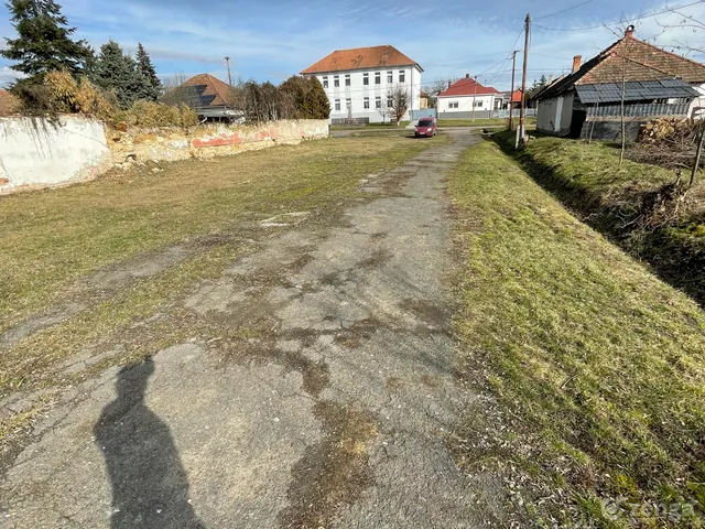 Eladó telek Vécs 1429 nm