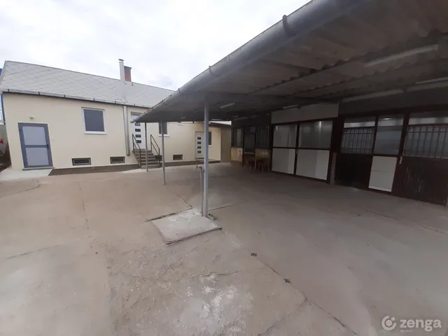 Kiadó kereskedelmi és ipari ingatlan Debrecen, Nyugati Ipari Park 60 nm