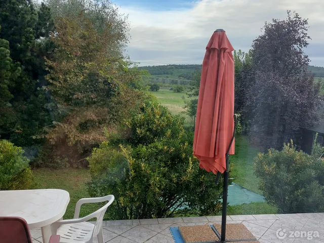 Kiadó ház Kerepes 160 nm