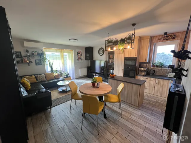 Eladó lakás Debrecen, Ispotály 88 nm