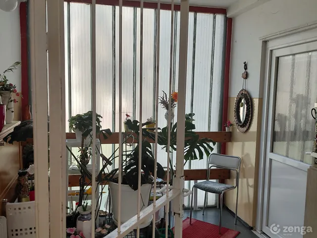 Eladó lakás Szolnok, Széchenyi-lakótelep 54 nm