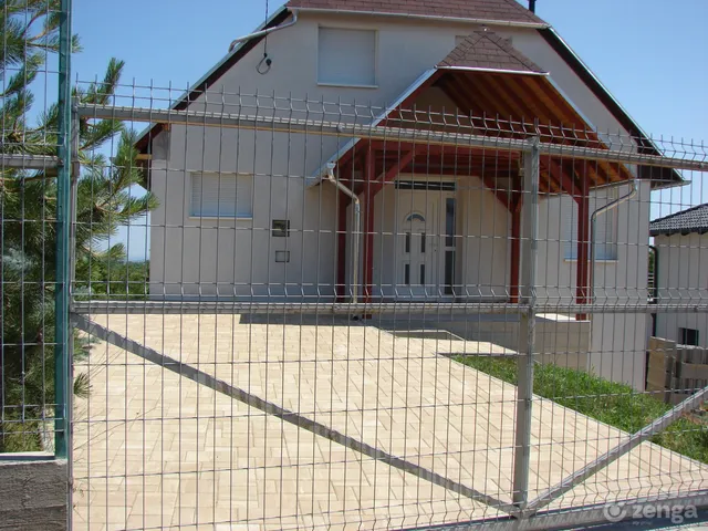 Eladó ház Törökbálint, Annahegy 108 nm