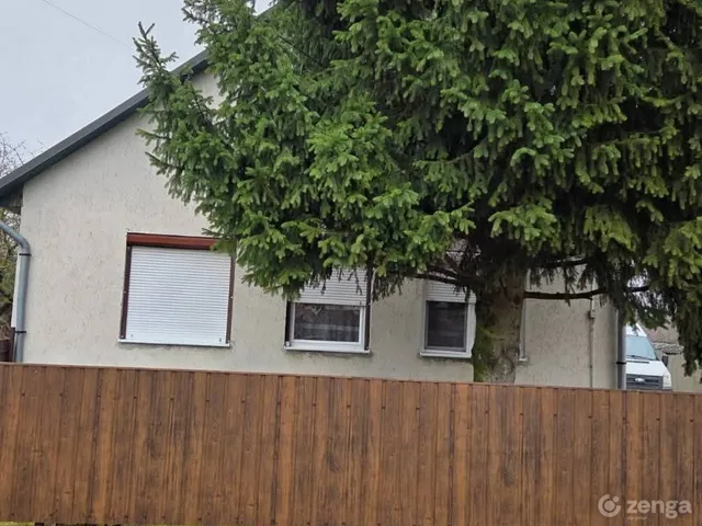 Eladó ház Komoró 90 nm