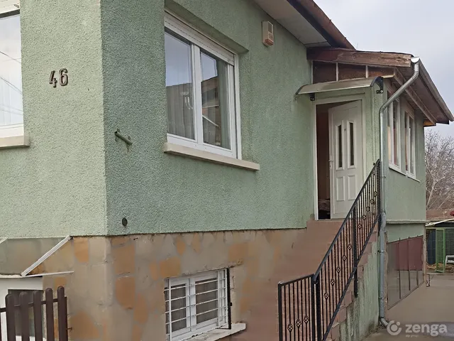 Eladó ház Budapest XVIII. kerület, Kossuth Ferenc-telep 100 nm