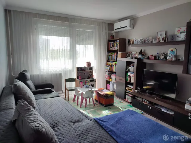 Eladó lakás Debrecen, Vénkert 63 nm