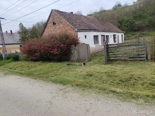 Eladó ház Csikóstőttős 80 nm