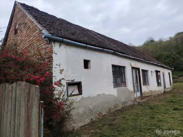 Eladó ház Csikóstőttős 80 nm