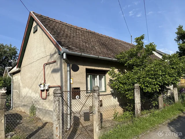 Eladó ház Pécs, Rigóder 65 nm