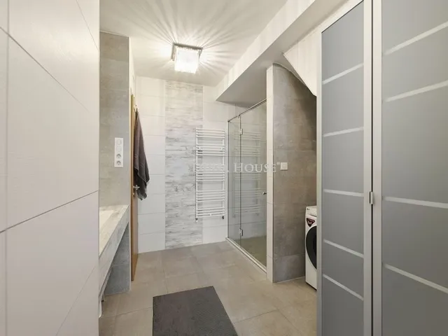 Eladó lakás Szentendre 100 nm