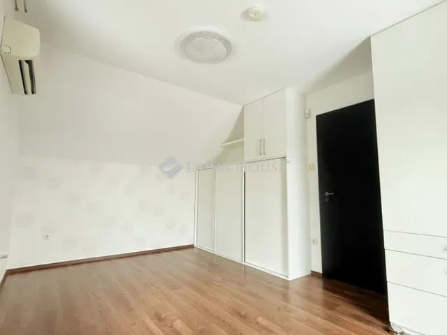 Eladó ház Szentendre 130 nm