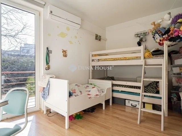 Eladó ház Budapest III. kerület 260 nm