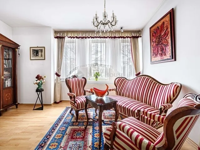 Eladó ház Budapest II. kerület 318 nm