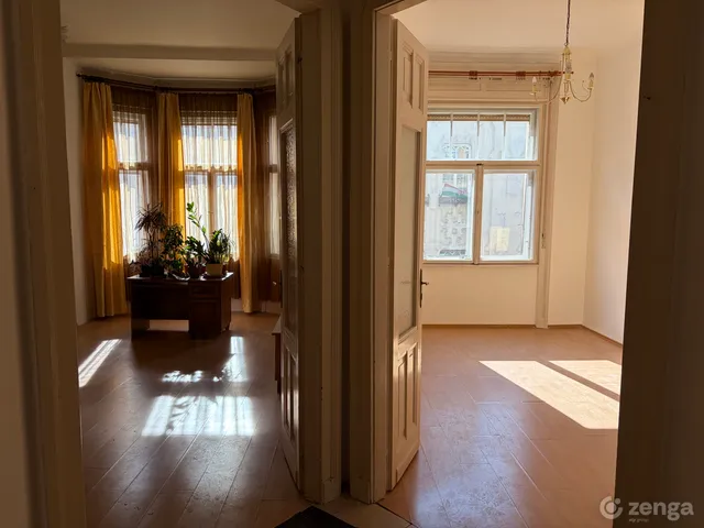 Kiadó lakás Budapest VI. kerület, Diplomatanegyed 73 nm