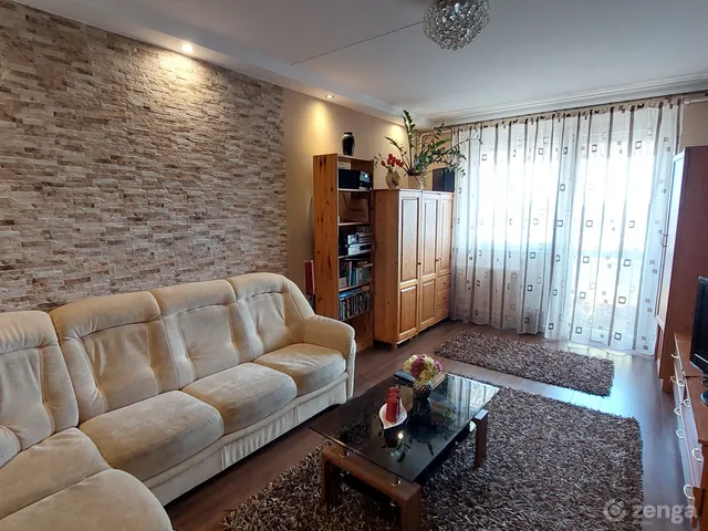 Eladó lakás Debrecen, Tócóskert 82 nm