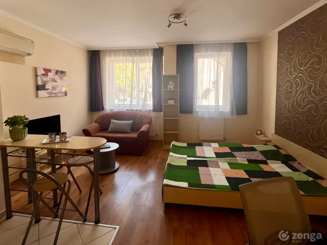 Kiadó lakás Debrecen, Belváros 26 nm