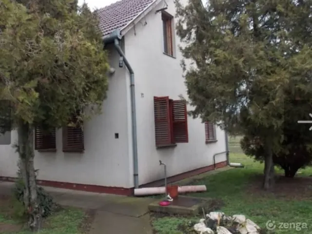Eladó ház Abony 126 nm
