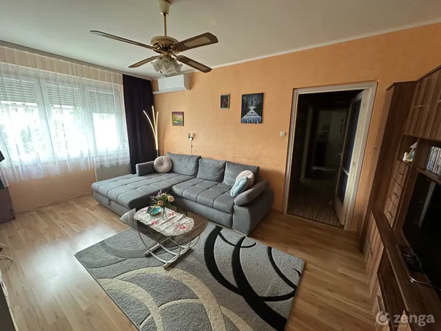 Eladó lakás Százhalombatta, Déli lakótelep 53 nm