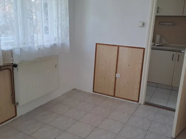Eladó lakás Lábatlan, Piszkei ltp 57 nm