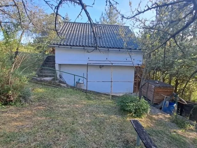 Eladó nyaraló Lábatlan, Vaskapu dűlő 29 nm