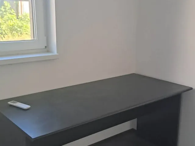 Kiadó kereskedelmi és ipari ingatlan Esztergom, Jókai 12 nm