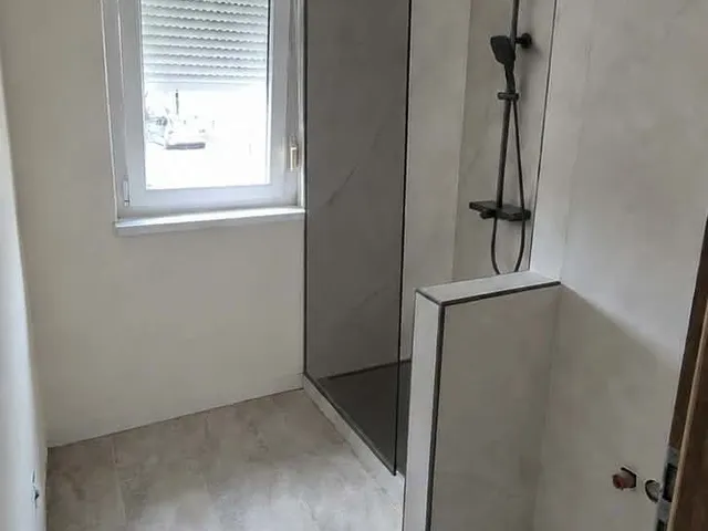 Eladó lakás Esztergom, irinyi 50 nm