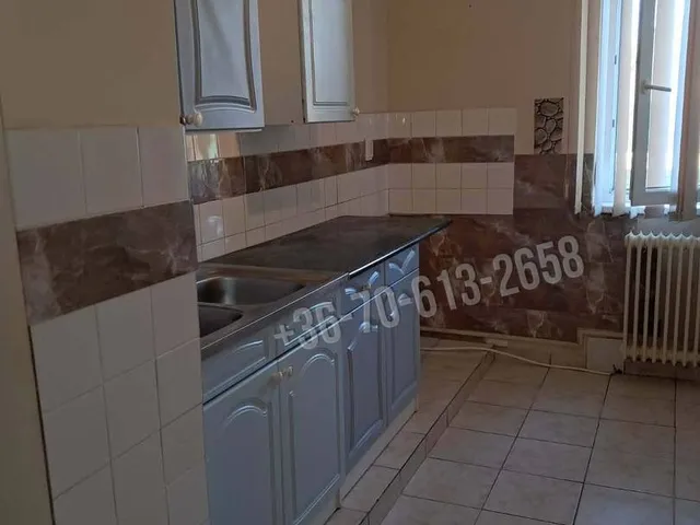 Eladó lakás Dorog, Belváros, Baross Gábor lakótelep 58 nm