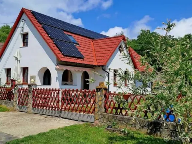 Eladó ház Badacsonytomaj 195 nm