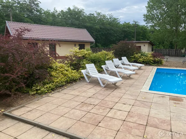 Eladó ház Cserkeszőlő 140 nm