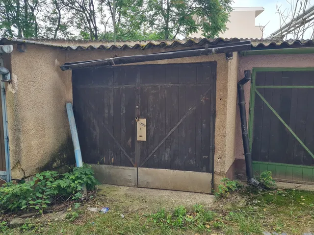 Eladó garázs Debrecen, Belváros 14 nm