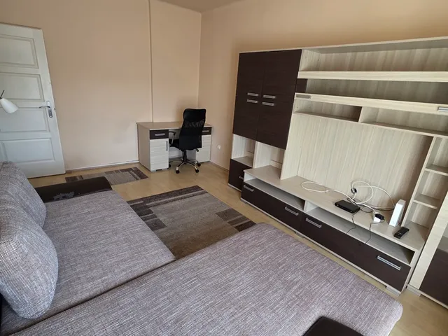 Eladó lakás Debrecen, Nagyerdő 49 nm