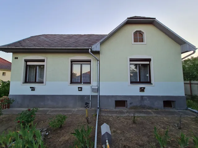 Kiadó ház Debrecen, Csapókert, Debrecen, Malvin utca 70 nm