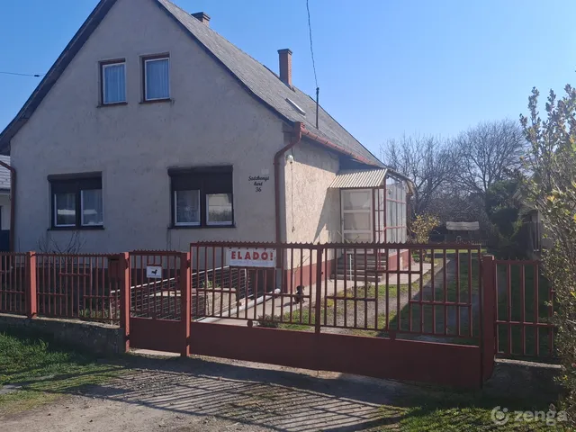 Eladó ház Tiszafüred 98 nm