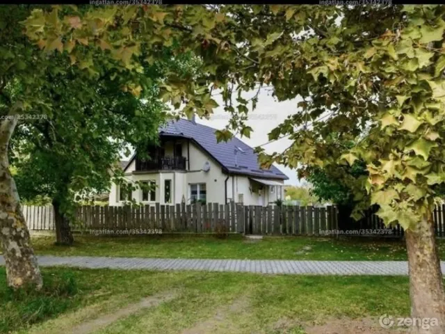 Eladó ház Siófok, Balatonkiliti 140 nm