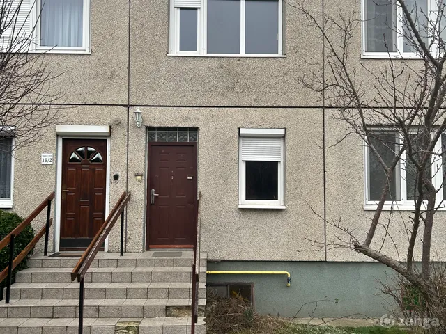 Eladó lakás Csákvár 136 nm