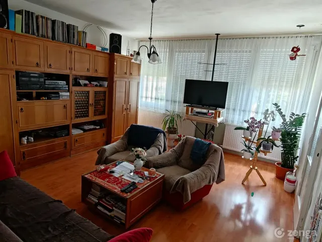 Eladó lakás Balassagyarmat, Nógrádi Sándor lakótelep 58 nm