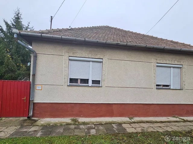 Eladó ház Balmazújváros, Bánlak 90 nm