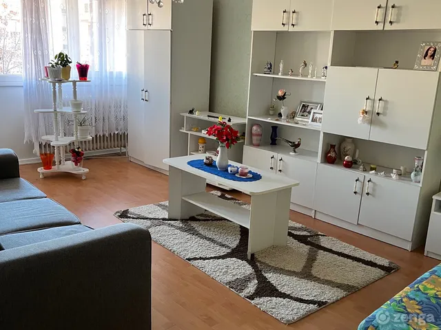 Eladó lakás Dunaújváros, Római városrész 57 nm